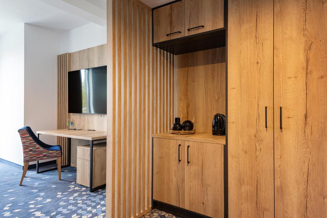 Krze Ilkus Hotel & Restaurant מראה חיצוני תמונה