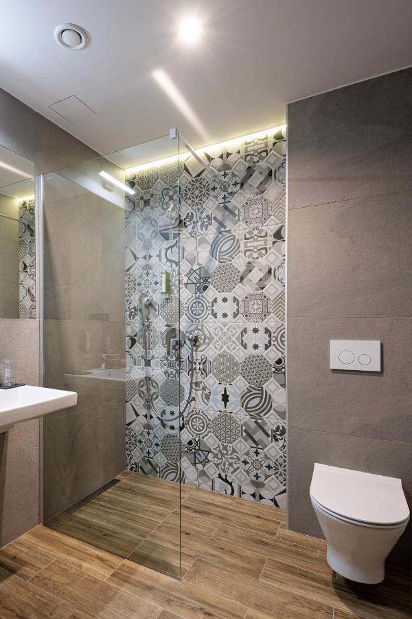 Krze Ilkus Hotel & Restaurant מראה חיצוני תמונה