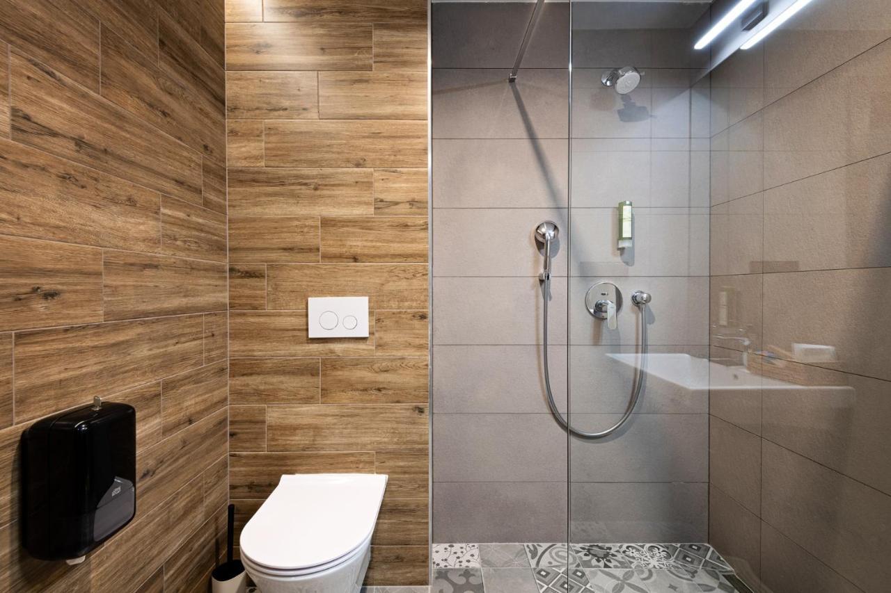 Krze Ilkus Hotel & Restaurant מראה חיצוני תמונה